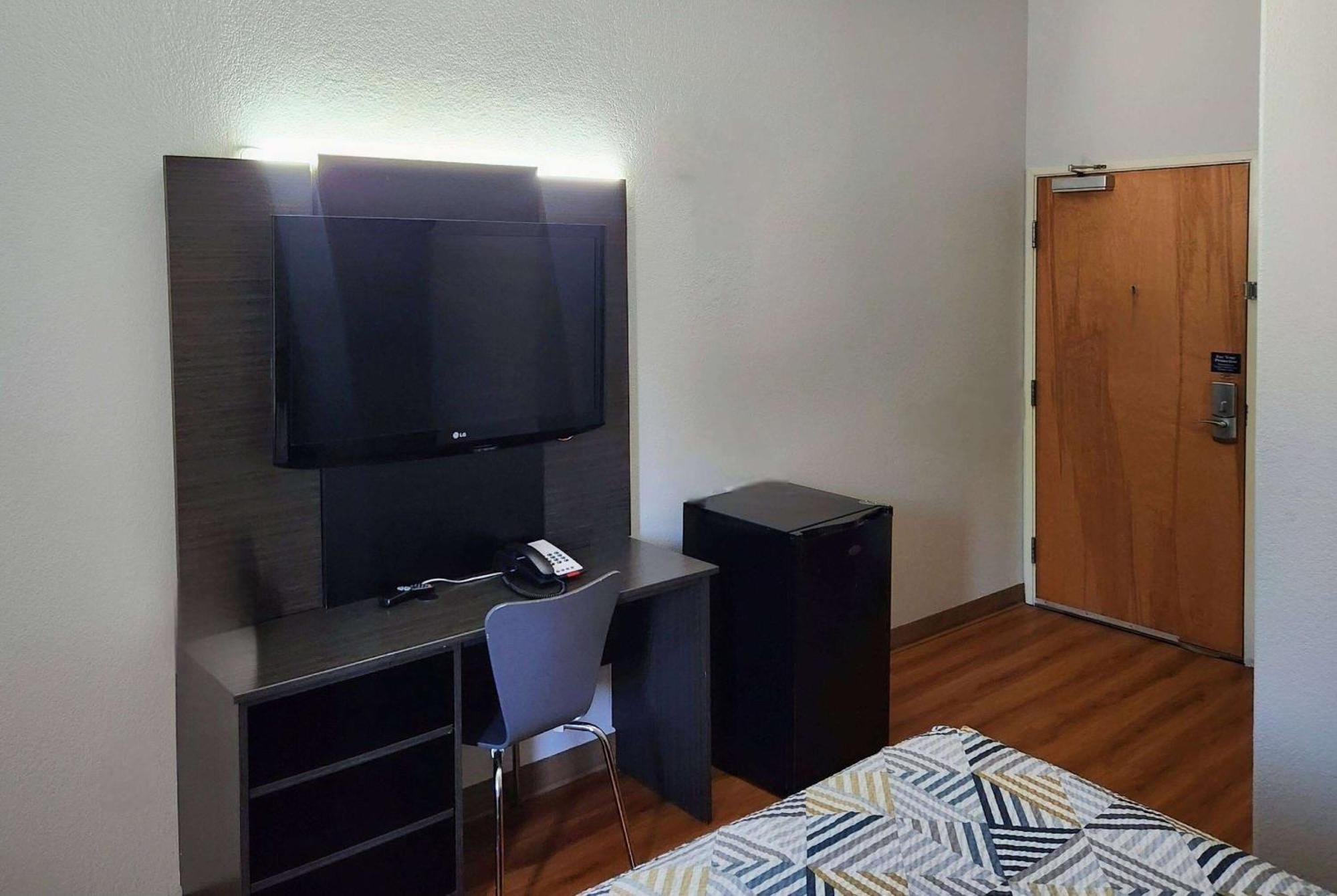 Hotel Baymont By Wyndham San Antonio Airport Extérieur photo