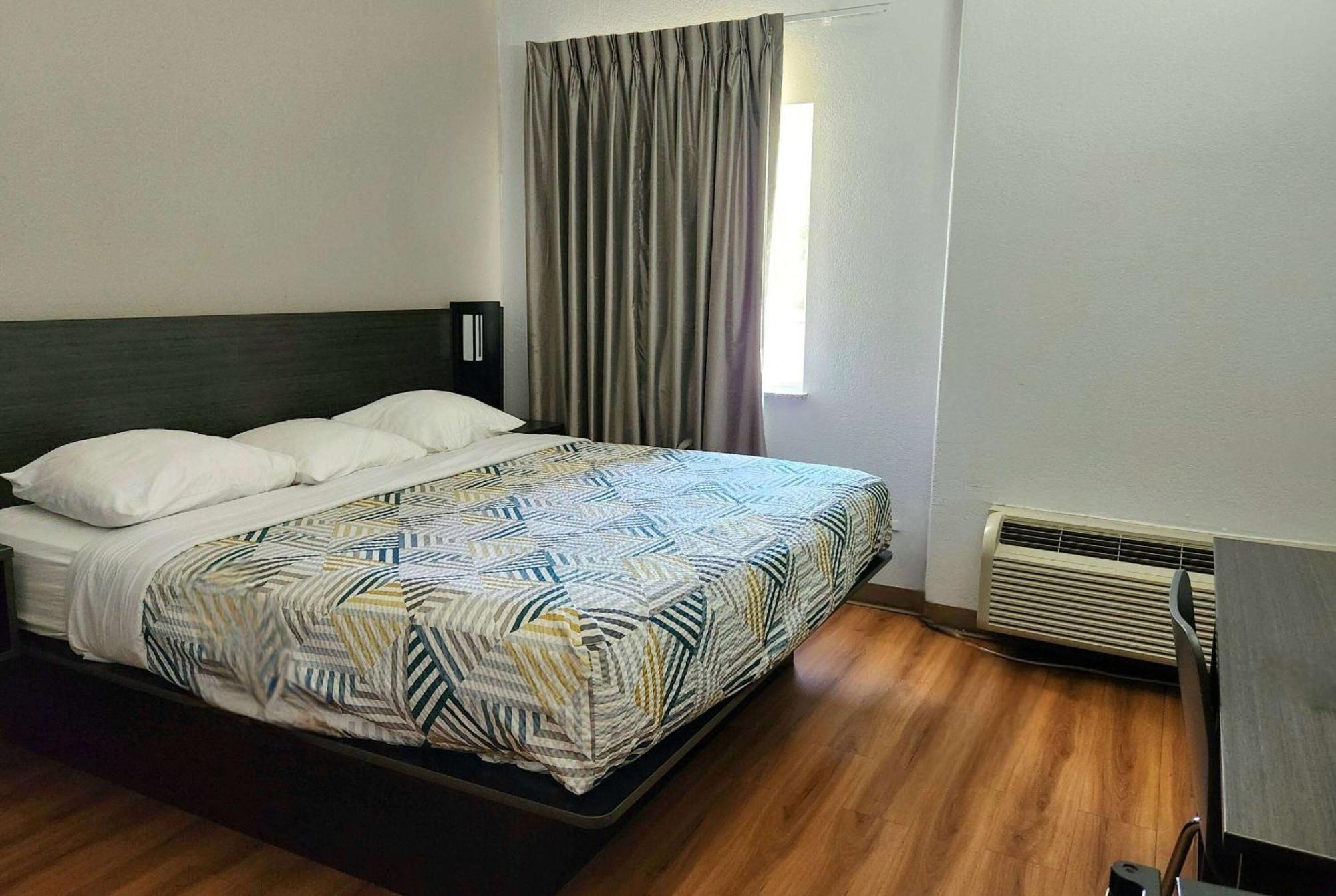 Hotel Baymont By Wyndham San Antonio Airport Extérieur photo