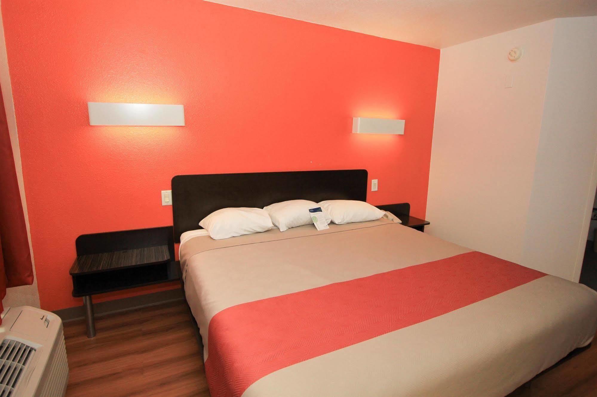 Hotel Baymont By Wyndham San Antonio Airport Extérieur photo
