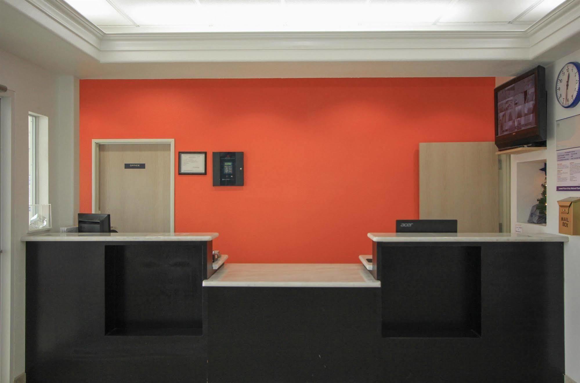 Hotel Baymont By Wyndham San Antonio Airport Extérieur photo